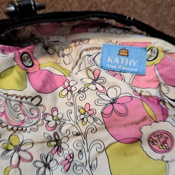 Kathy Van Zeeland Shoulder Bag W/Riveting Details&Fleur-de-lis Purse Charm Keych - Picture 9 of 12